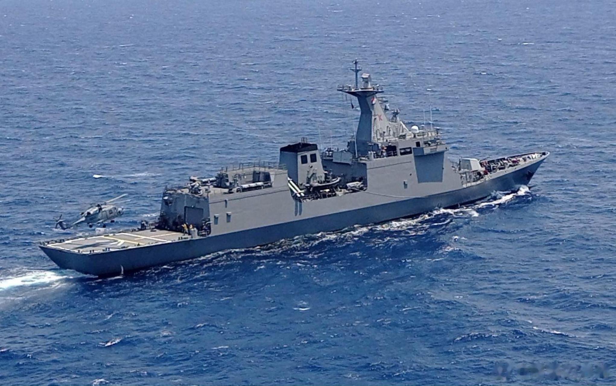 菲律宾海军黎刹级护卫舰brp antonio luna (ff-151)首次降落舰载直升