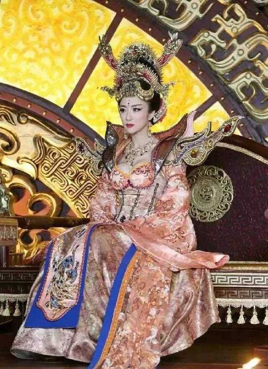我们来看看扮演祸国殃民的苏妲己哪个女明星最妖媚?