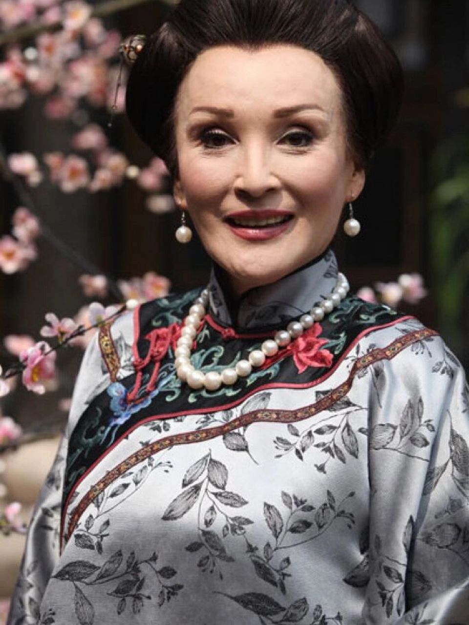 艺名陈沙利,1948年11月1日出生于中国山东省青岛市,中国台湾女演员