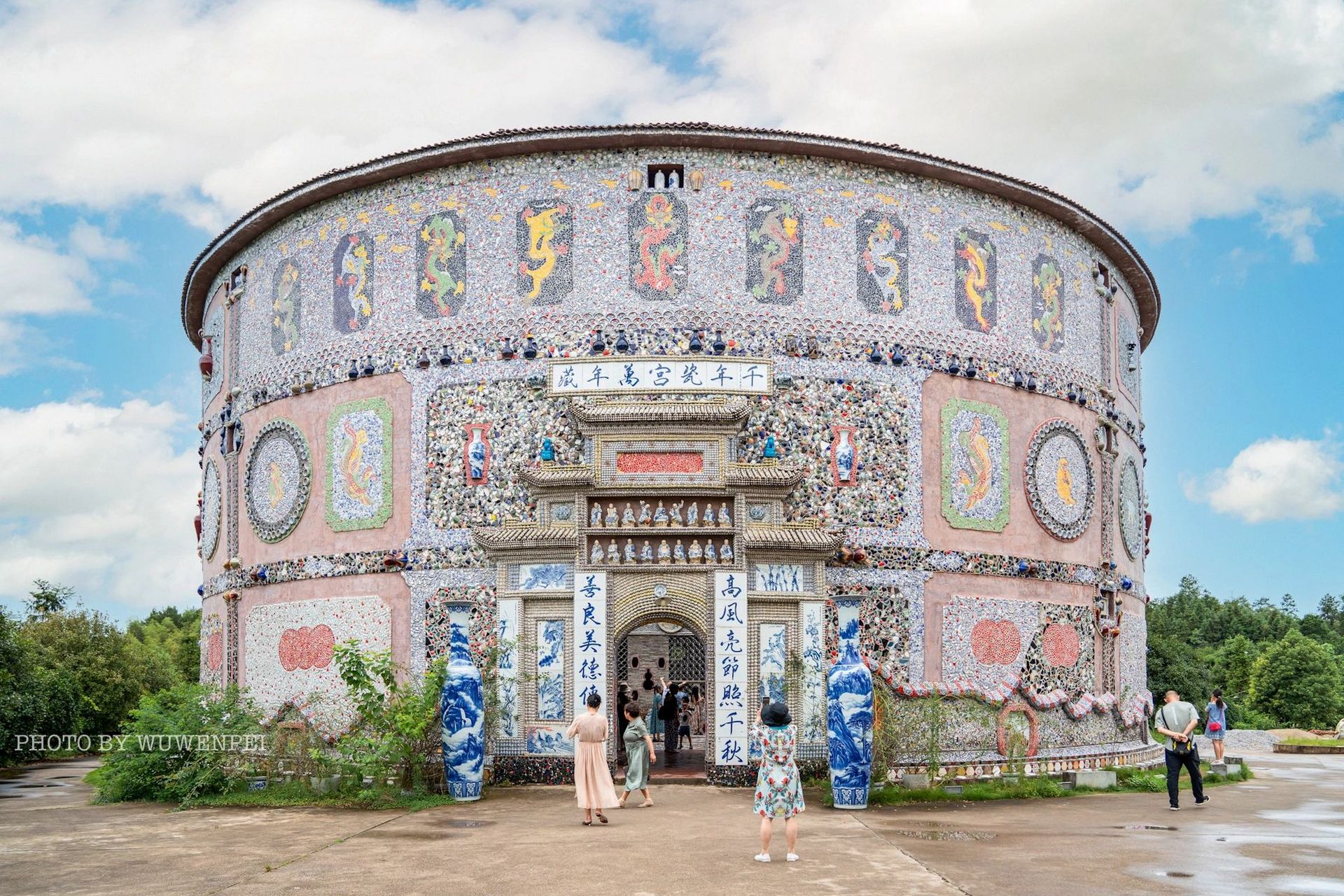 景德镇99瓷宫-艺术家奶奶打造的梦幻世界 一位80岁老奶奶倾力建的