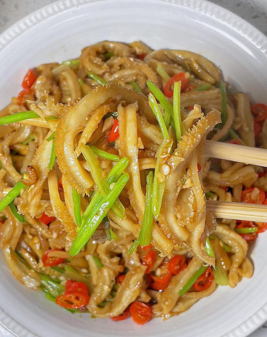 这道酸萝卜炒牛肚你能下几碗饭?