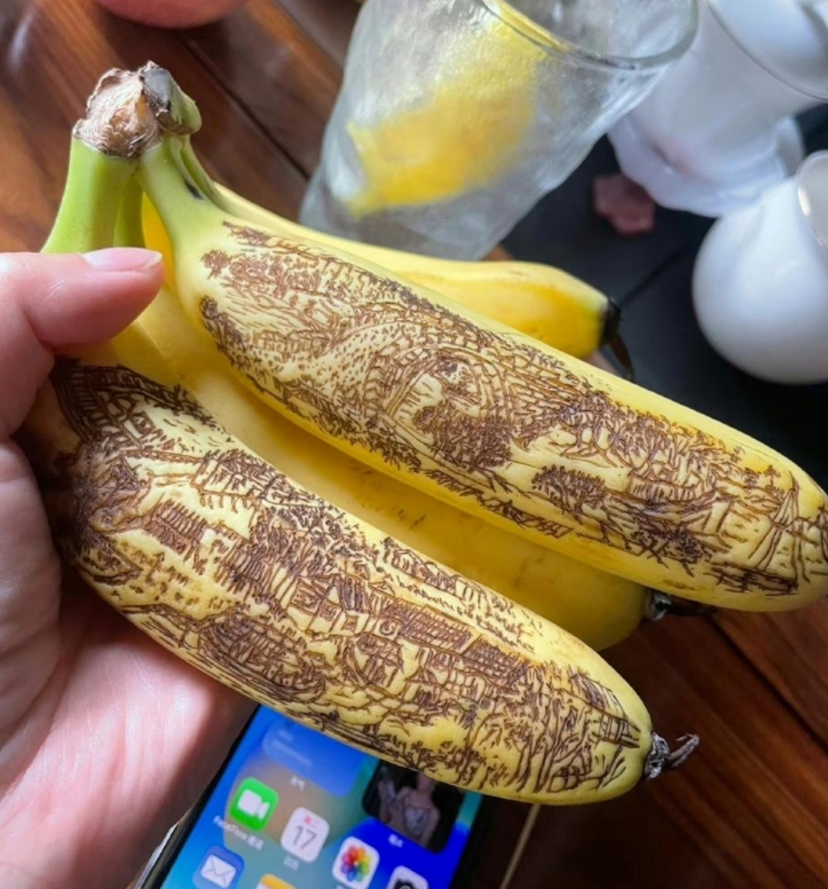 香蕉上画画,太漂亮了