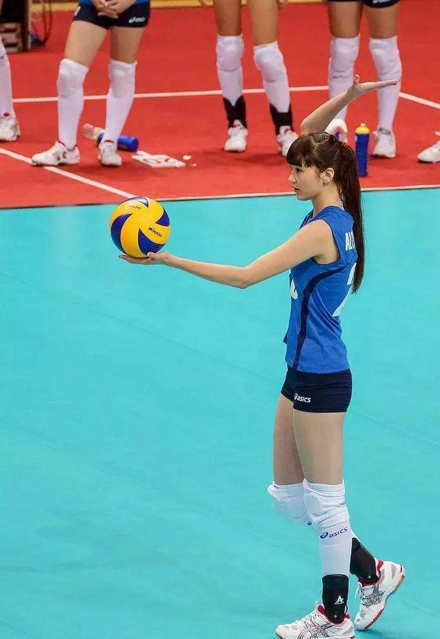 体坛十大美女:萨比娜·阿勒腾别科娃,哈萨克斯坦著名女排运动员,她