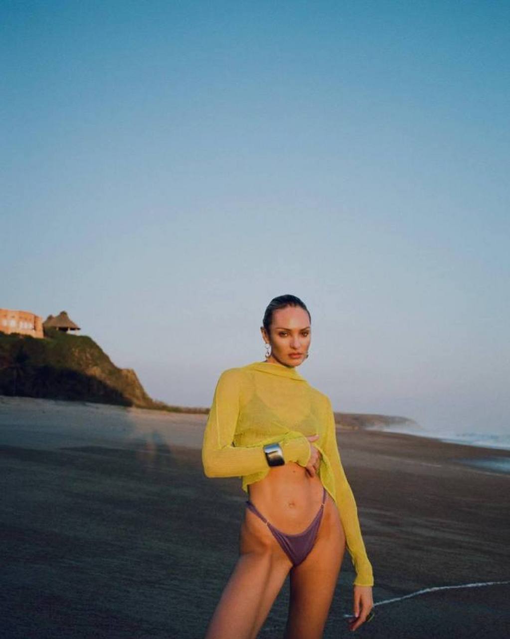 超模身材# ,#欧美街拍# ,#明星时尚# 维密天使糖糖时尚写真!