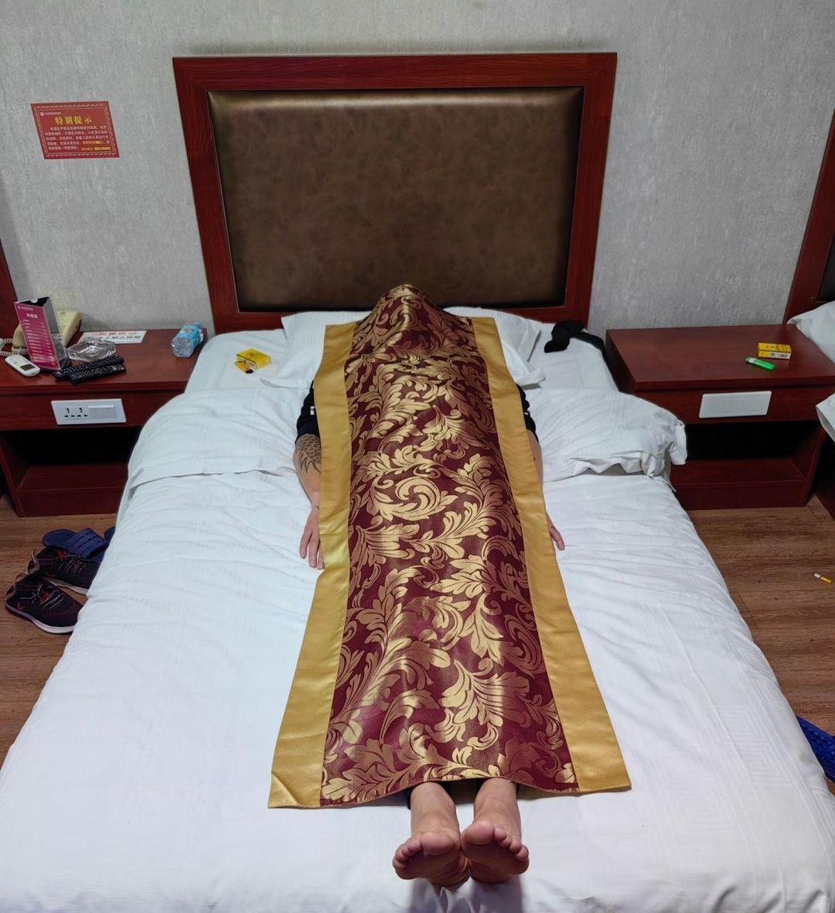 这是床尾巾的正确使用方法吗?