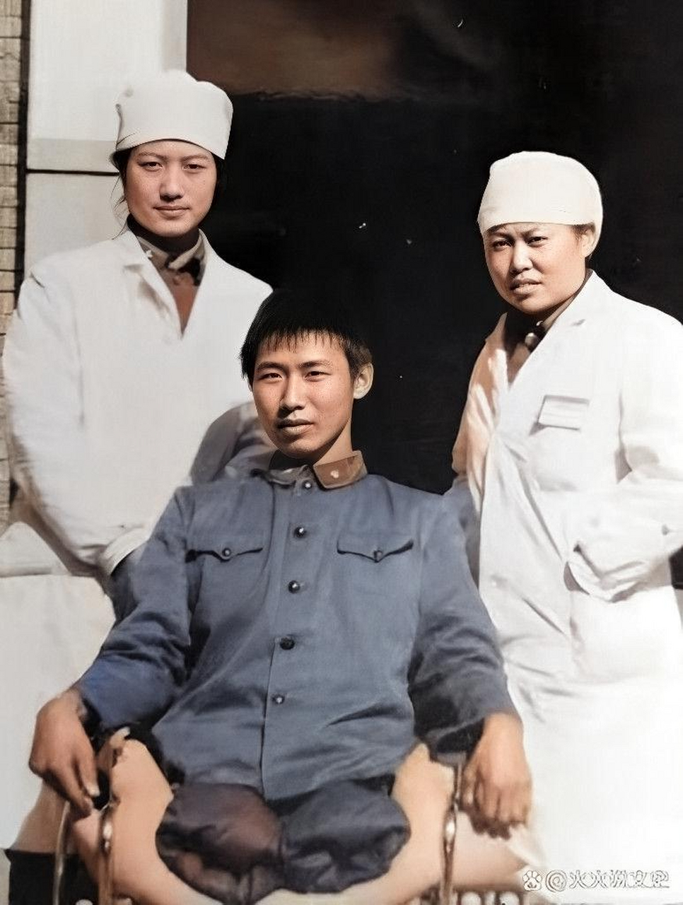 1986年,排雷英雄刘庄在崂山被地雷击中.