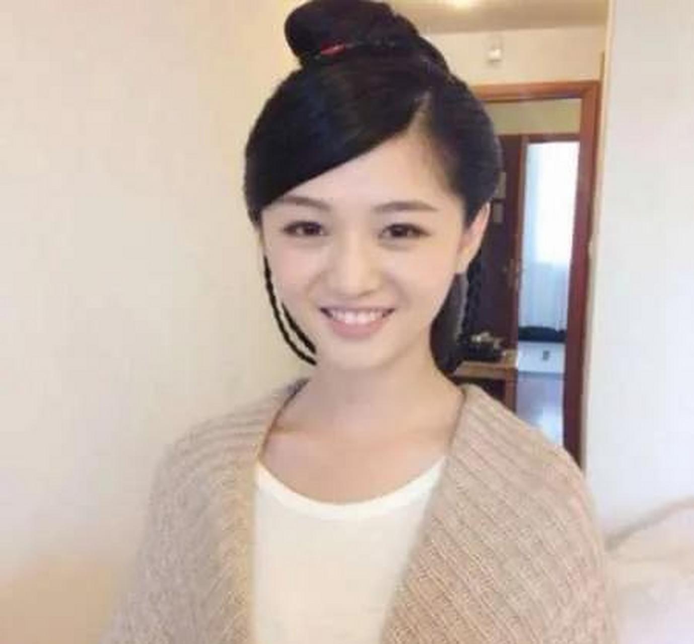 女星付柔美琦,邻家小妹般地清纯秀丽