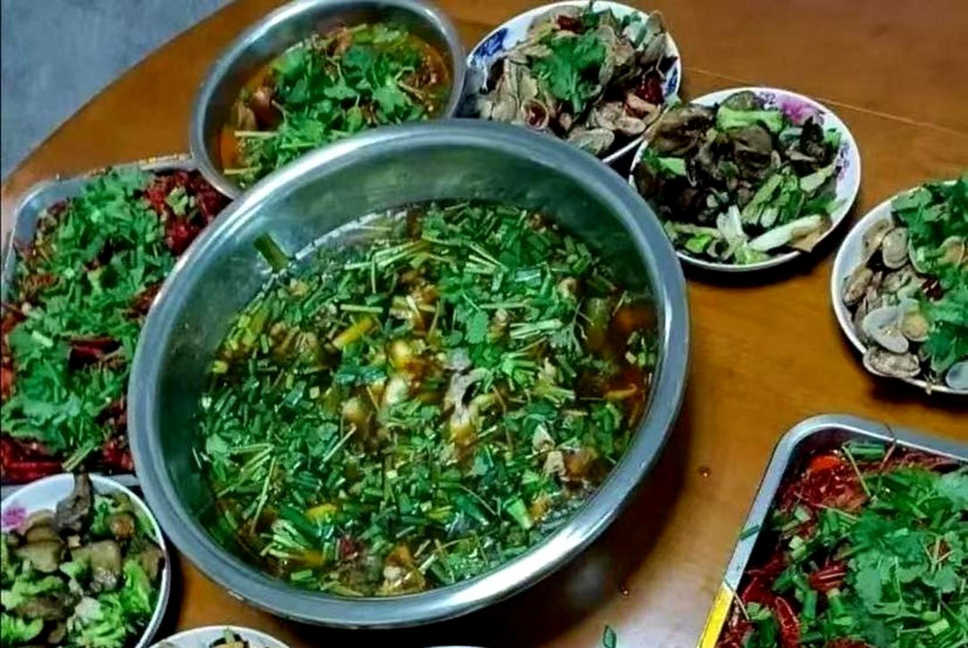 我去了闺蜜家,发现她准备的饭菜全都是绿色蔬菜,这是什么意思?