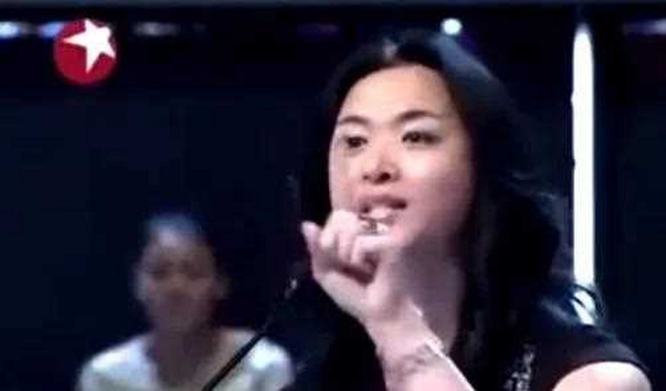 在一次节目现场,金星和李阳互怼,互不相让,现场一度失控,金星说李阳道