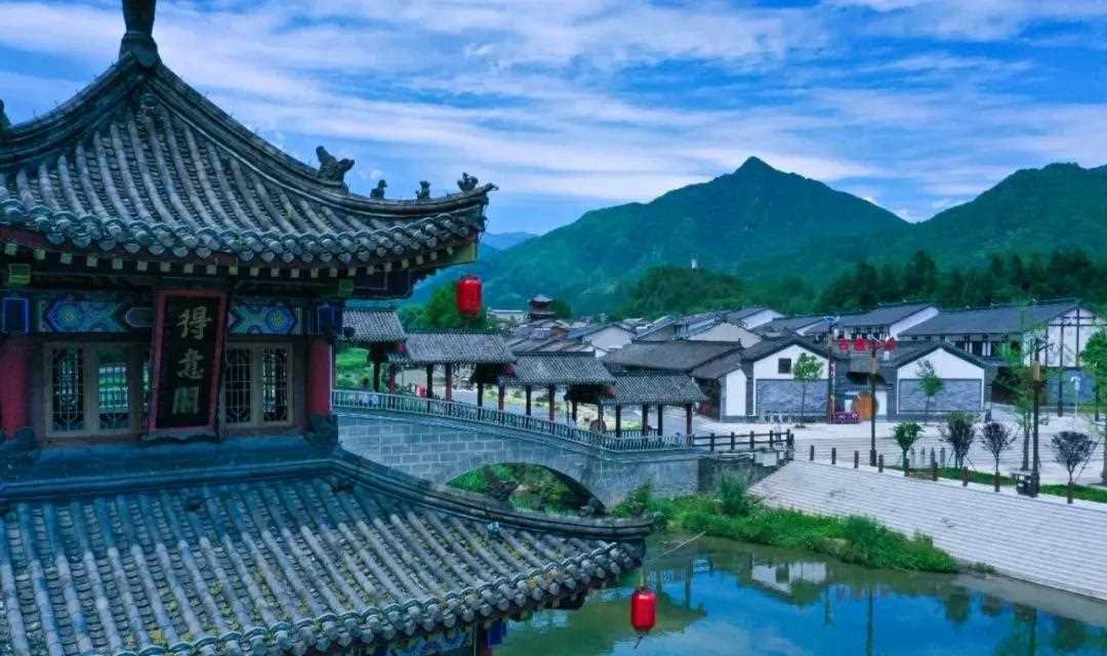 洋县华阳创建5a级景区建设项目,该项目总投资564亿元,年度投资4亿元