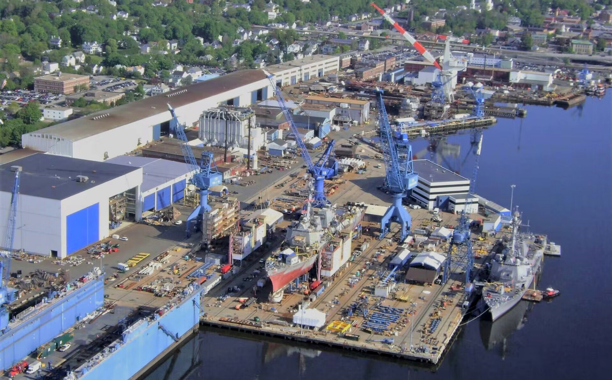 美国军工的造船厂,这些船厂是目前国外产能最大,技术最先进的军舰制造