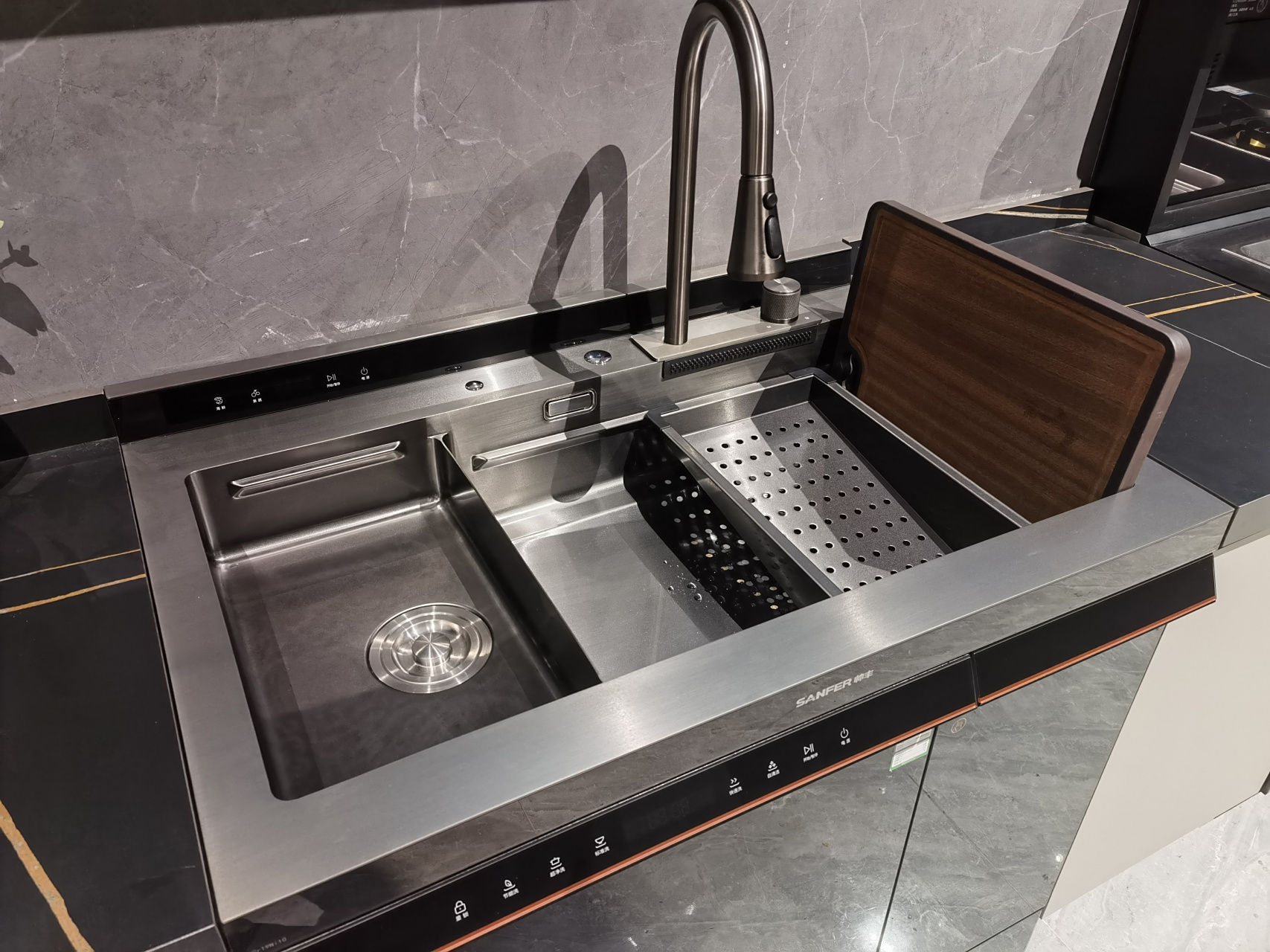 集成灶十大品牌帅丰【魔净70】洗碗机集成水槽上方是自带的大容量