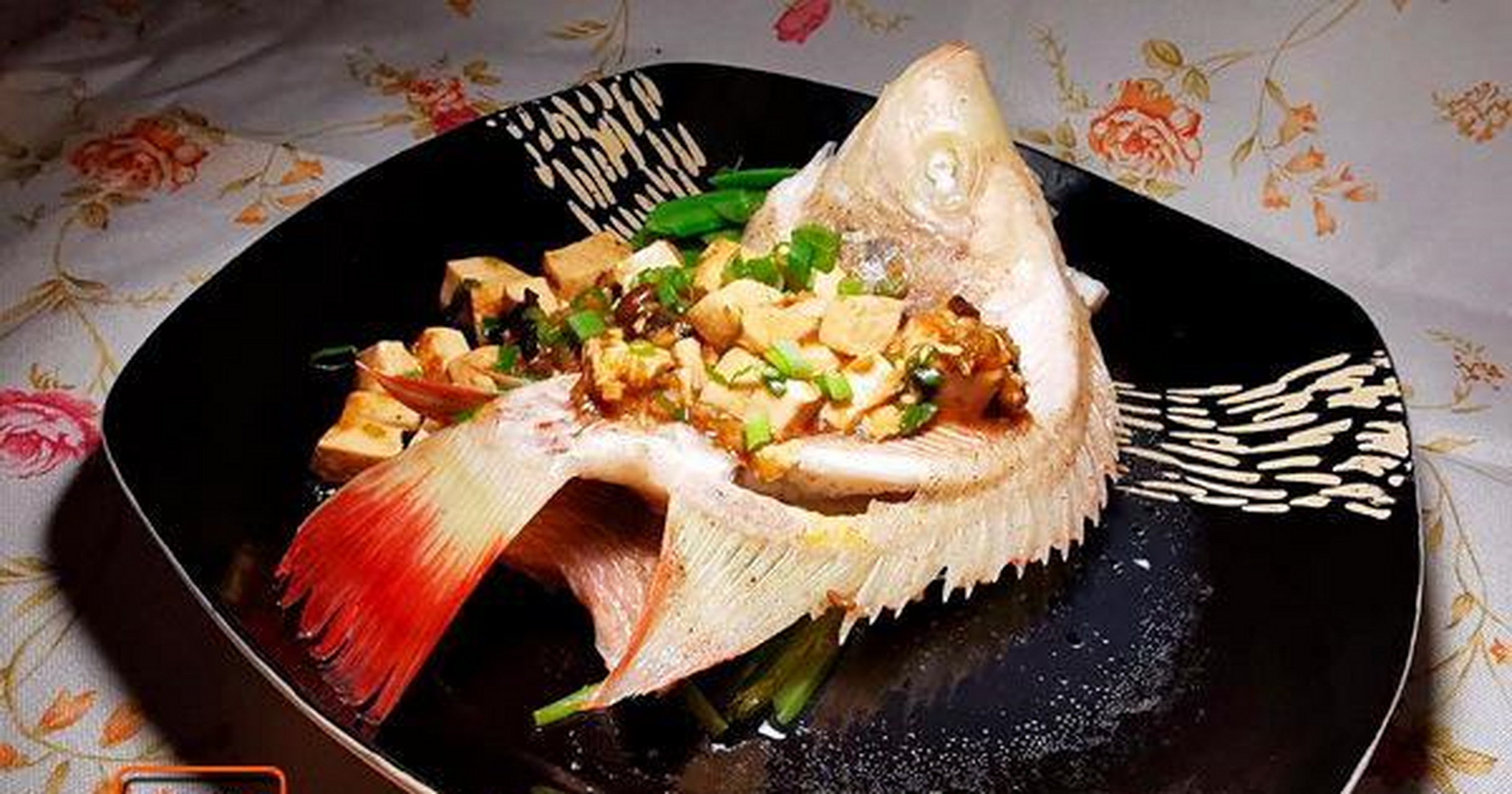 彩云鲷是比较实惠的鱼种,人工淡水养殖出来,刺少肉厚,粉红外表,一直很