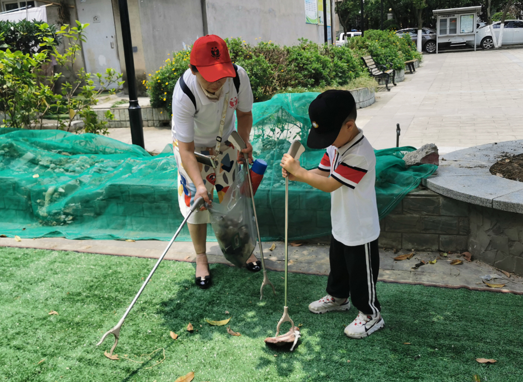 谢敏,成都市妇联垃圾分类巾帼志愿服务总队队长,成都市绿尚乐活巾帼