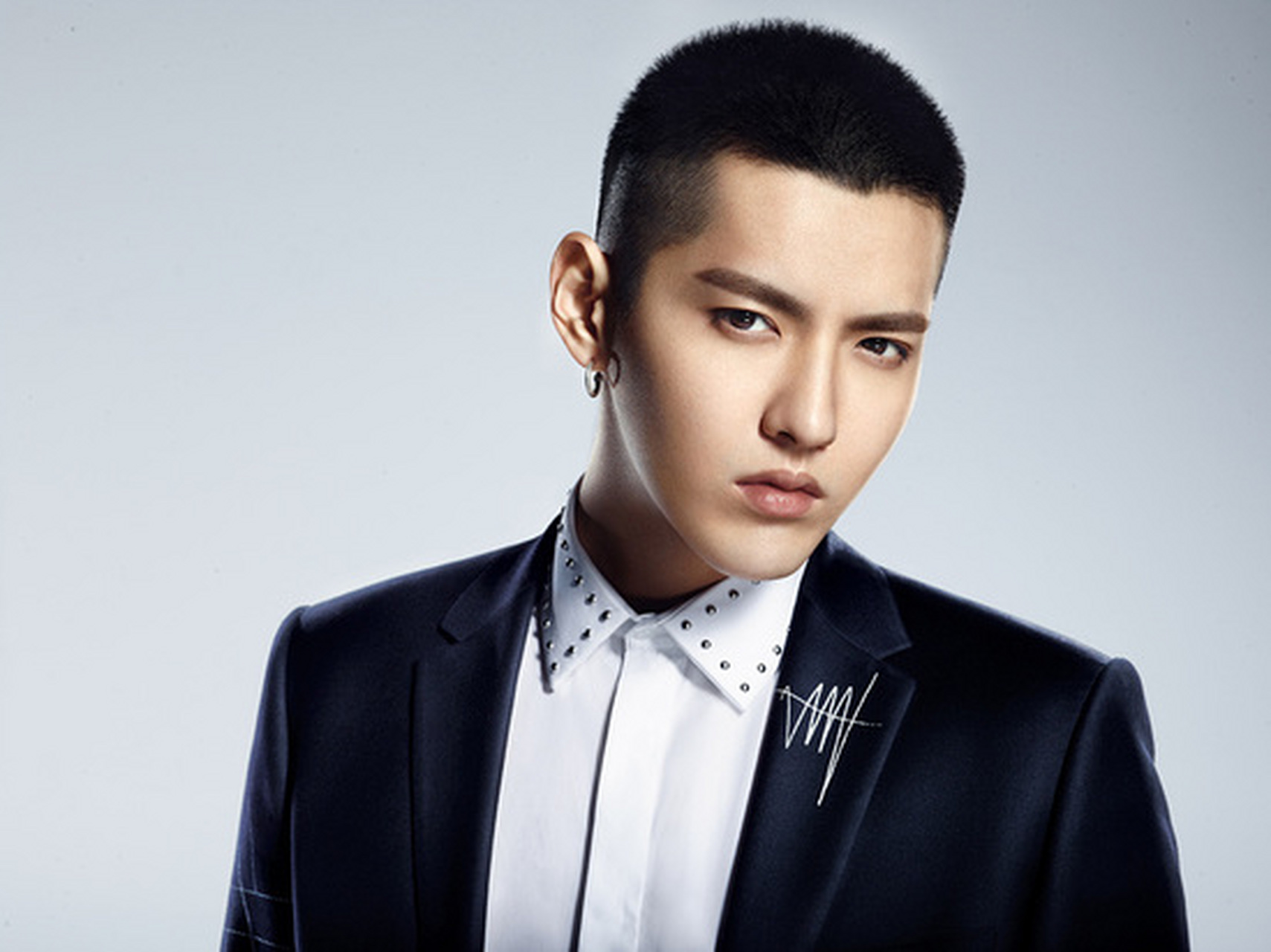 【吴亦凡关联公司仅1家存续 吴亦凡表哥吴林关联多家公司】 据媒体