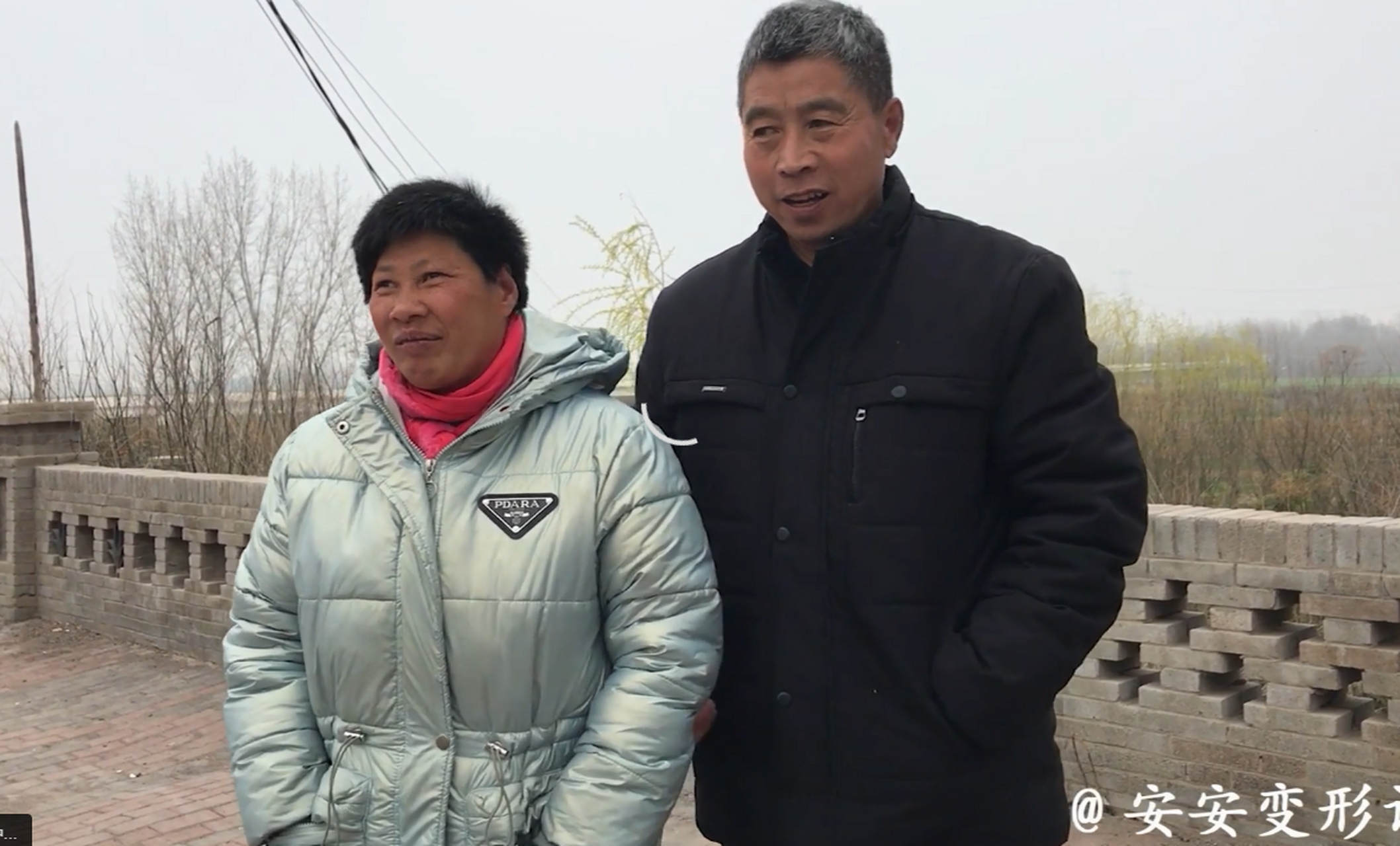 "  前天福记口口声声要把安安送走,说是要和女网友平静结婚,一个院子