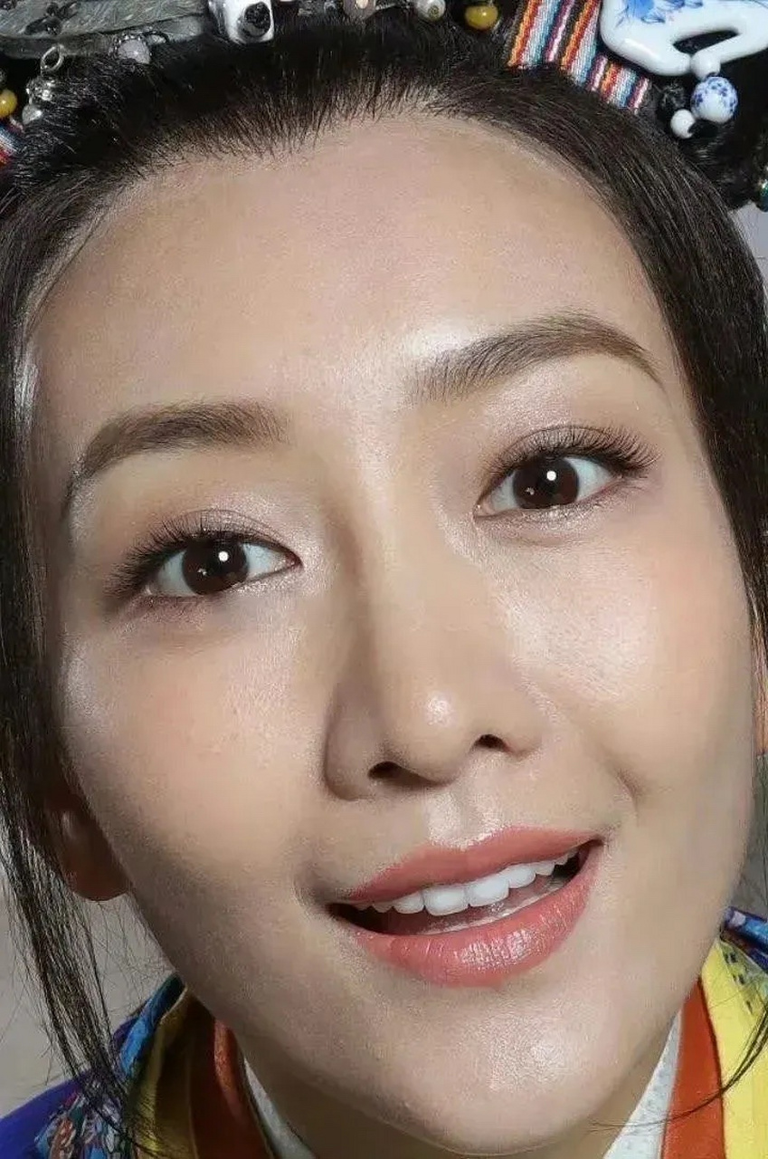 王鸥 姐姐舌苔的颜色应该是湿气太重