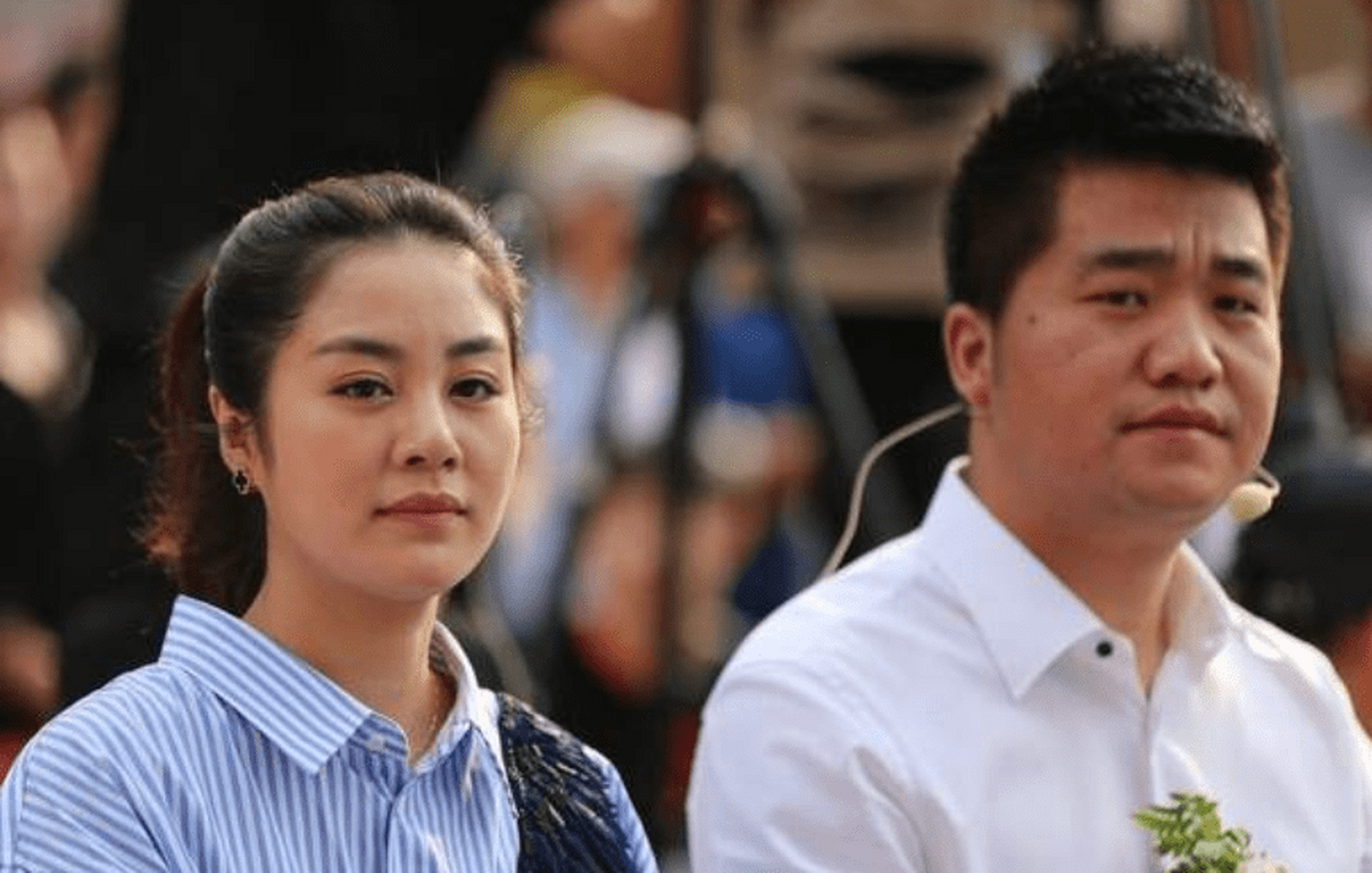 毕畅与隋宏洋相识于一次车修服务,隋的风度与谈吐吸引了她.