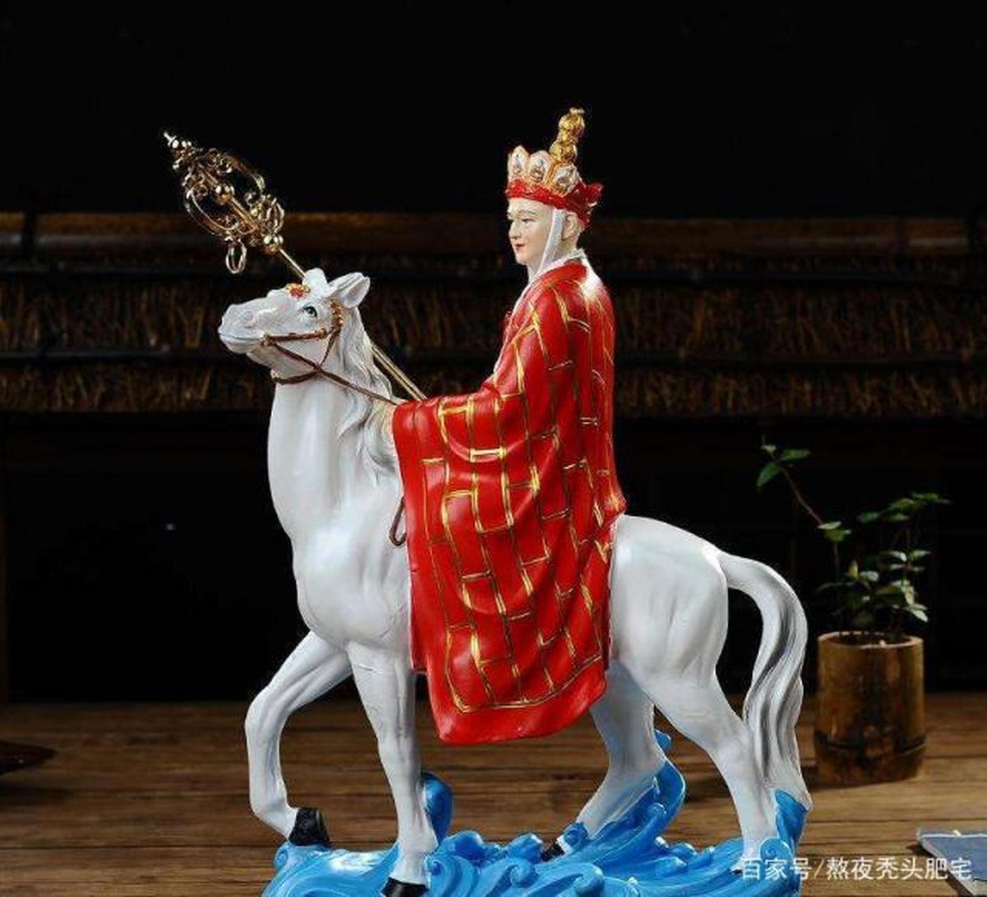 骑白马的不一定是王子,他可能是唐僧;带翅膀的也不一定是天使,他可能