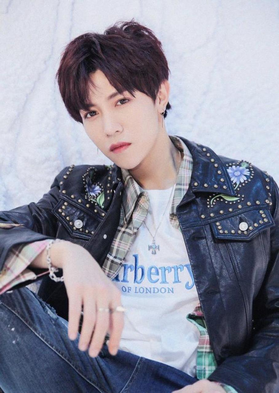 《青春有你》正在热播,其中这位小哥哥林陌可是有着不俗的表现,第一期