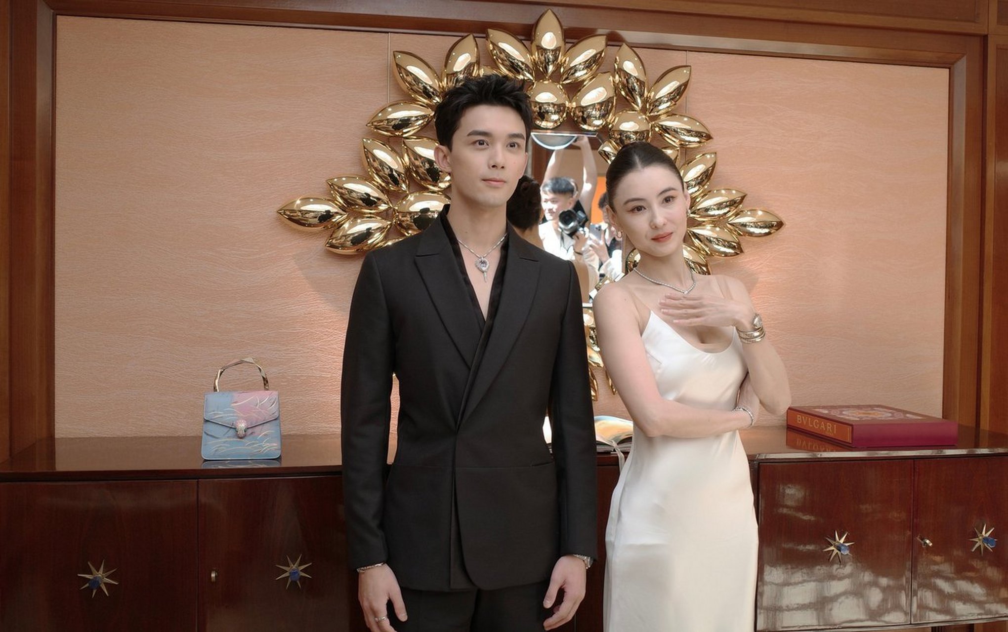 补充两张@吴磊leo @张柏芝 bvlgari宝格丽活动合影豪门姐弟又有了新人