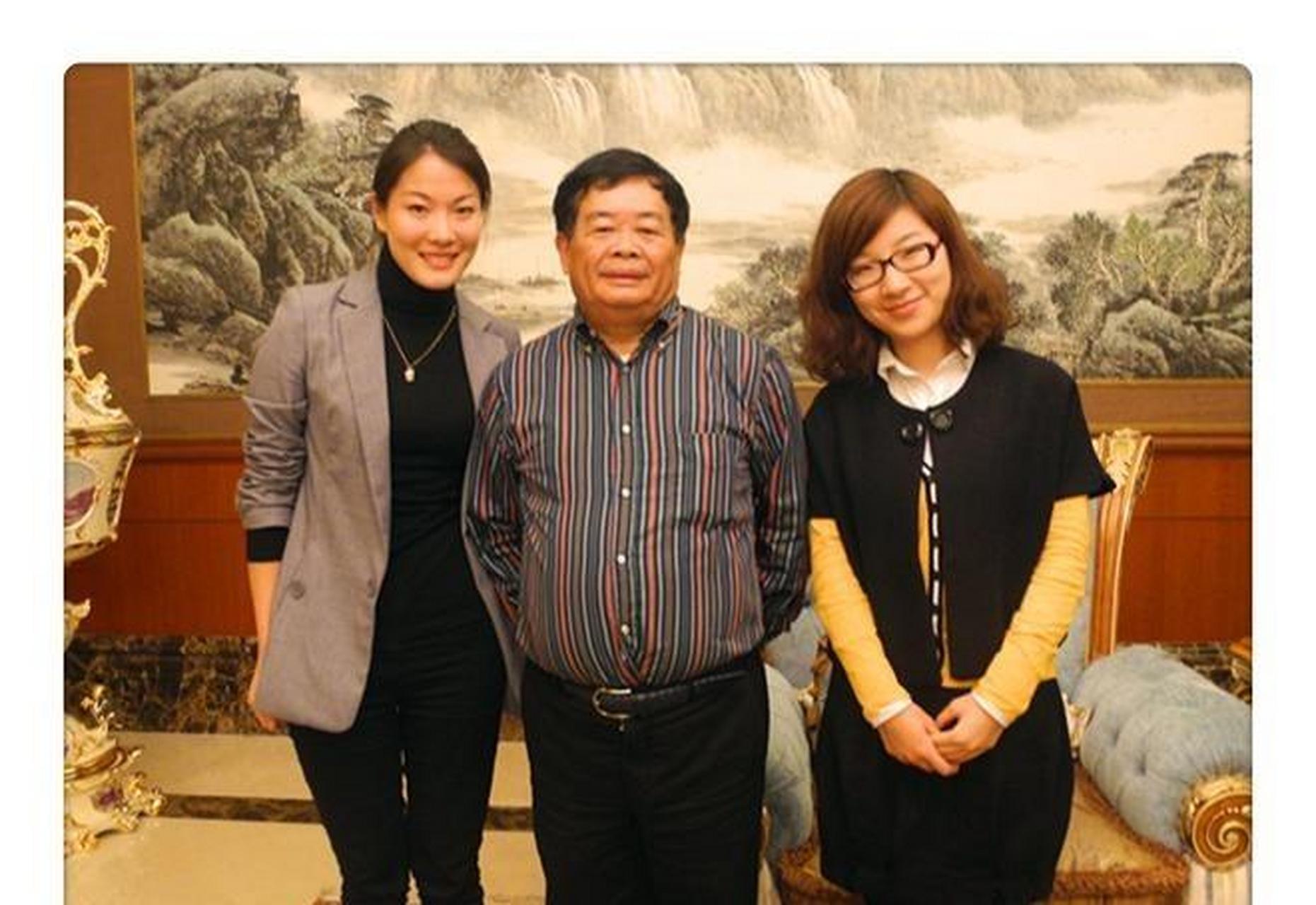 [浮云]玻璃大王曹德旺给妻子陈凤英写了一封信,大概内容是:我有了红颜