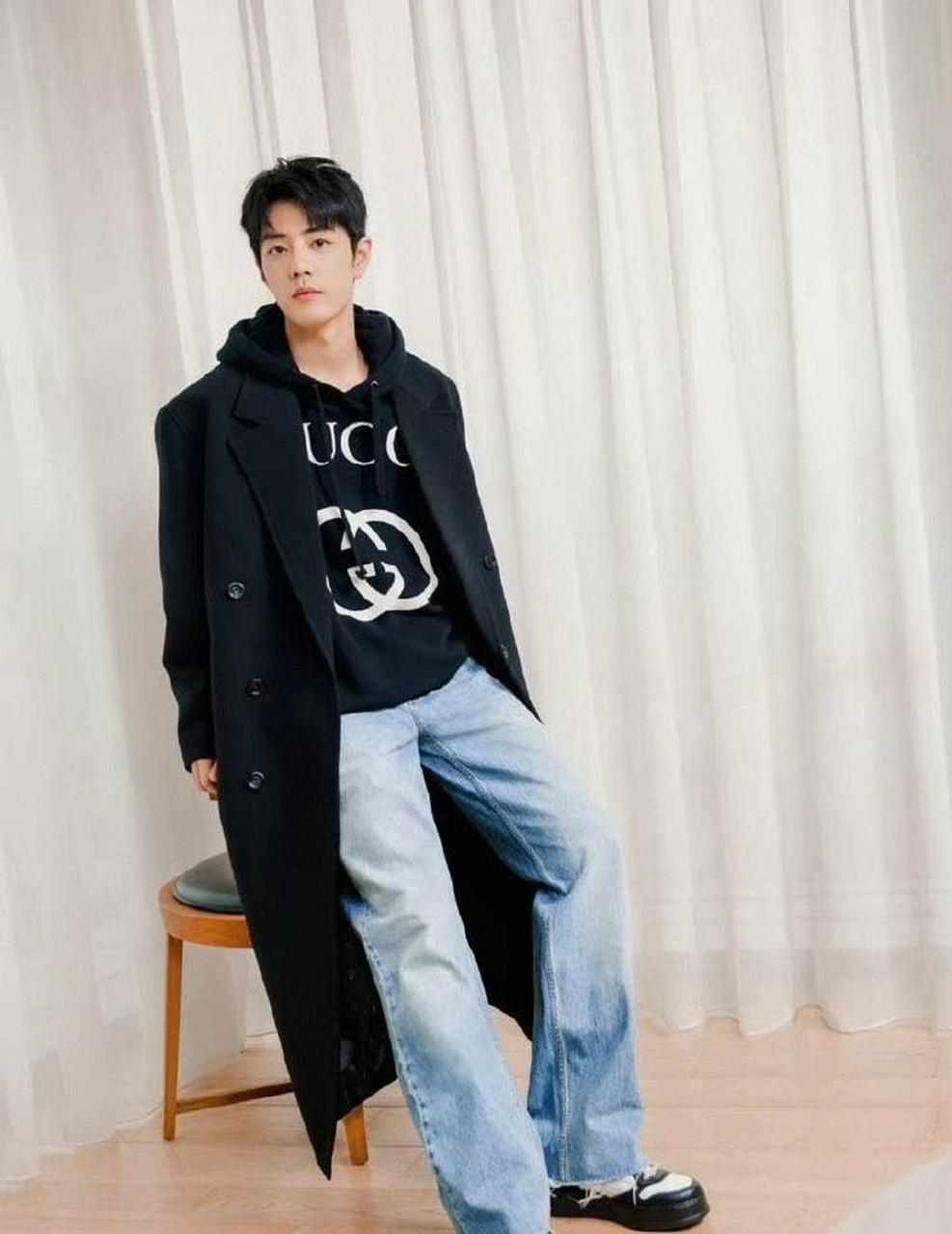 肖战# 你永远可以相信肖战的衣品,不仅审美眼光特别好,而且还是躺生