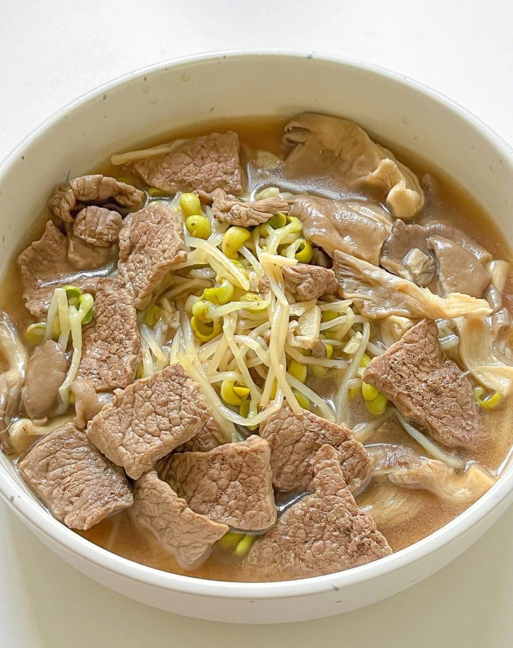 做法特别简单,小姐妹们一定要试试～ · 【平菇豆芽牛肉汤】 15