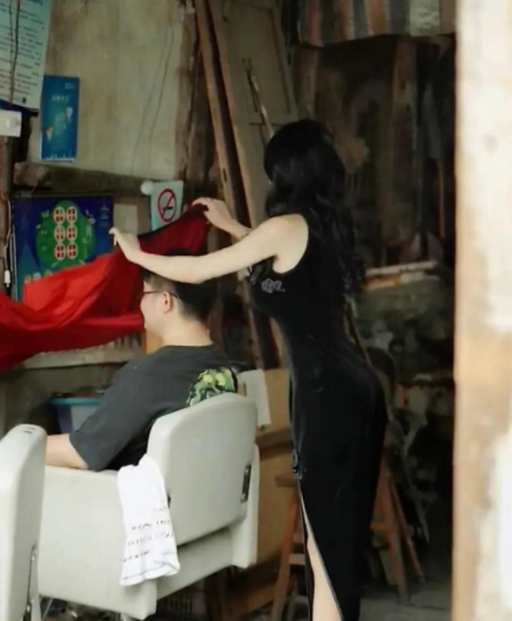 这家理发店虽然简陋点,环境也是一般般,但老板娘的技术还是挺高的