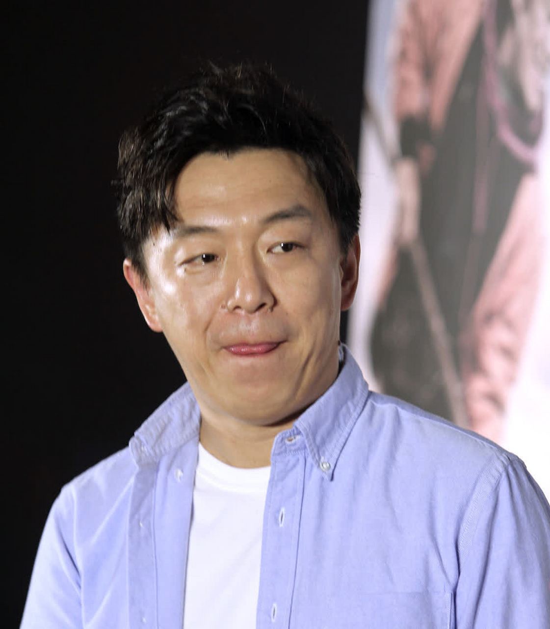 黄渤,周迅主演的电影建议18岁以下观众谨慎观看.