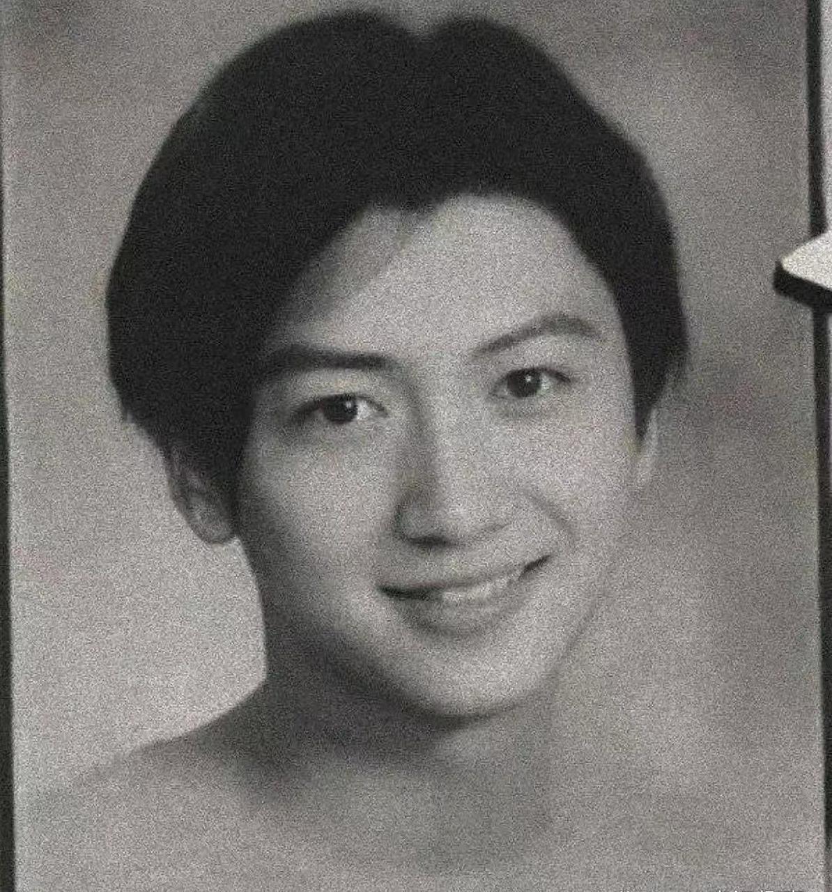 很难想象这是张柏芝谢霆锋的大儿子lucas,近照看起来有点像吴宗宪了都