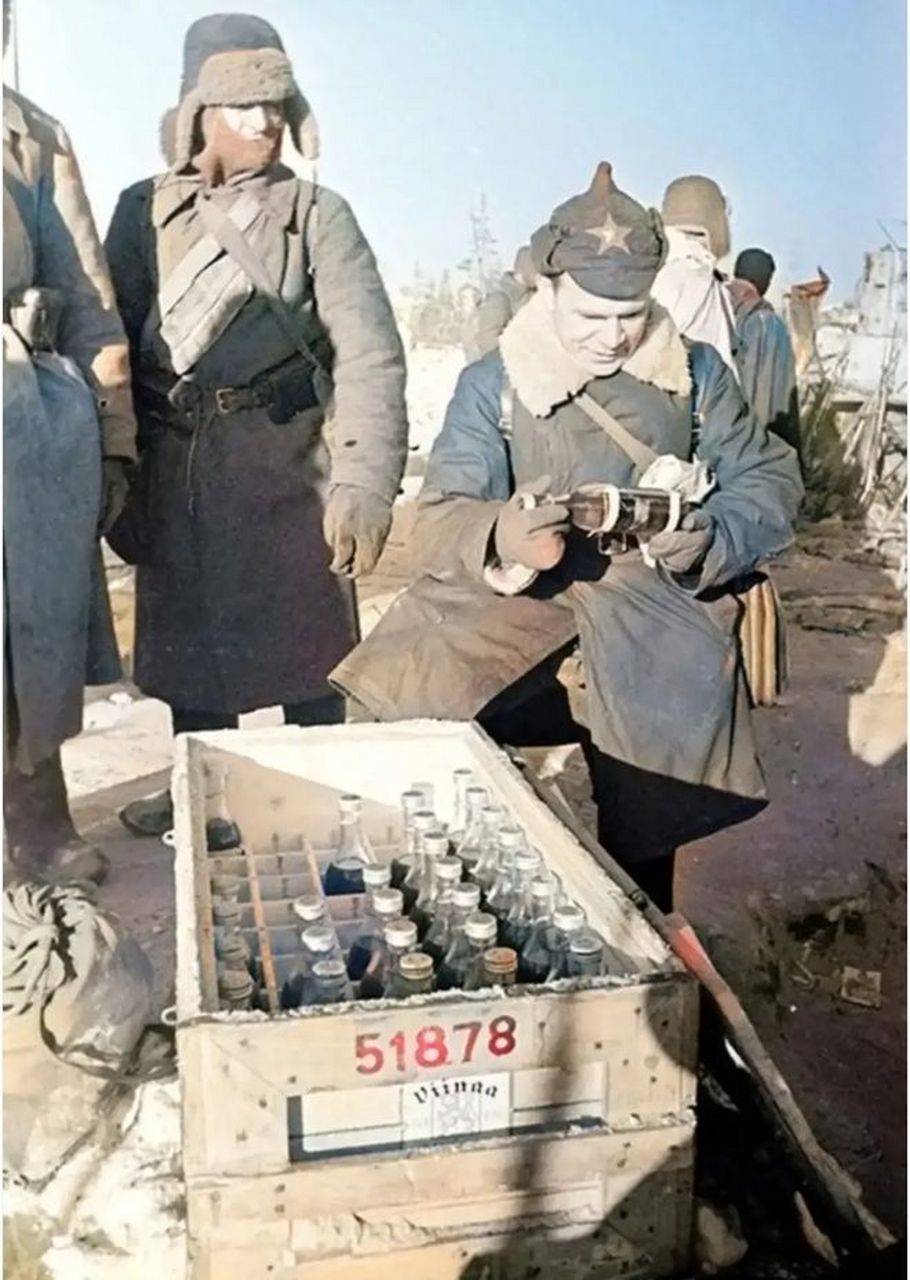 1939年11月,苏芬战争爆发,苏军集结了大量机械化部队,计划在两周内