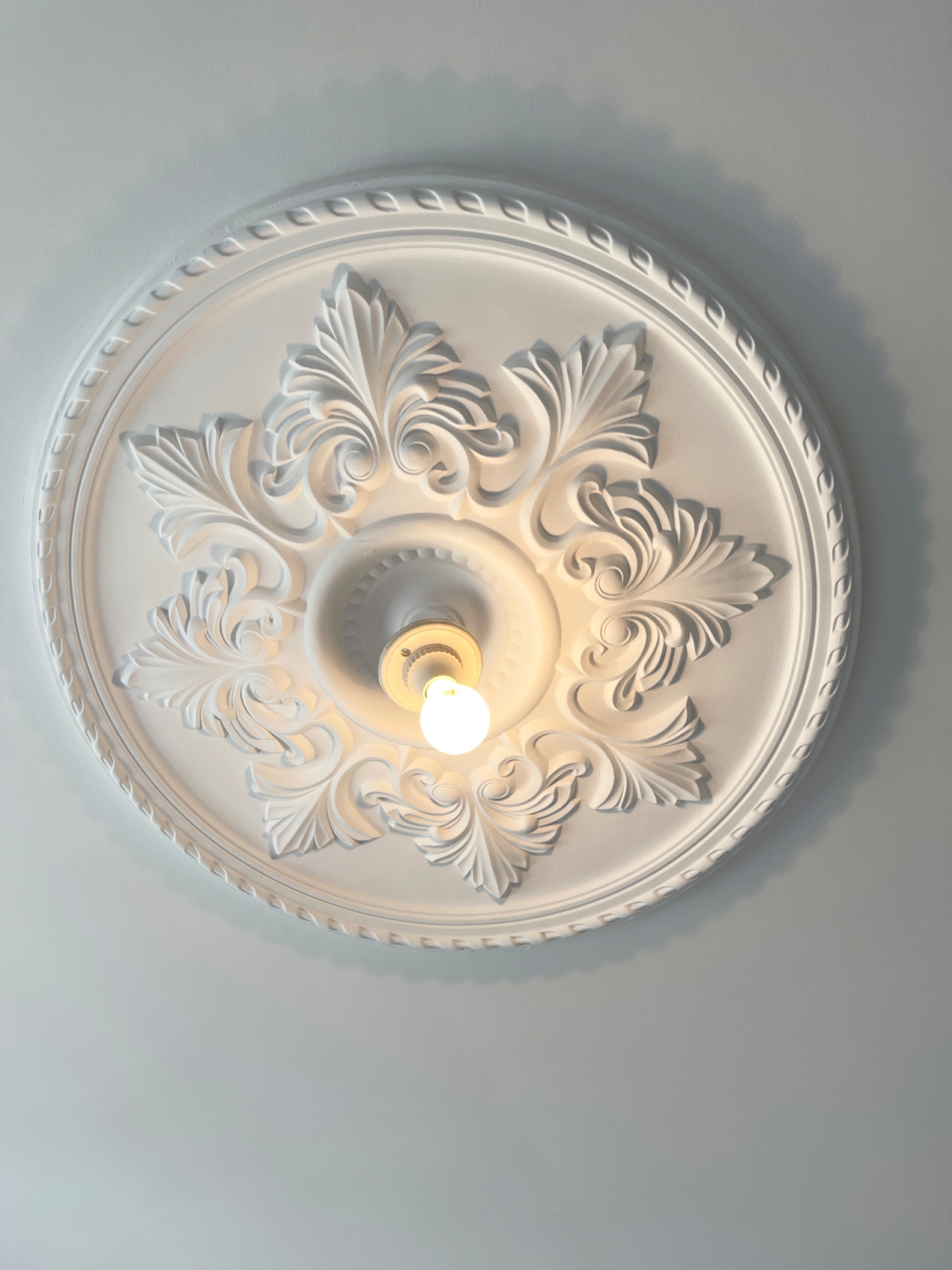 装修日记 | 法式石膏灯盘 石膏灯盘 角花 石膏线都是 [樱花] 买的