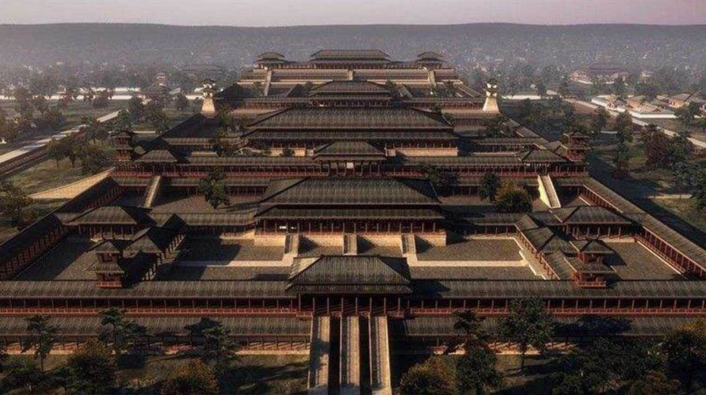 可知道未央宫的规模是紫禁城的八倍,而未央宫只占汉朝皇家宫殿的四分