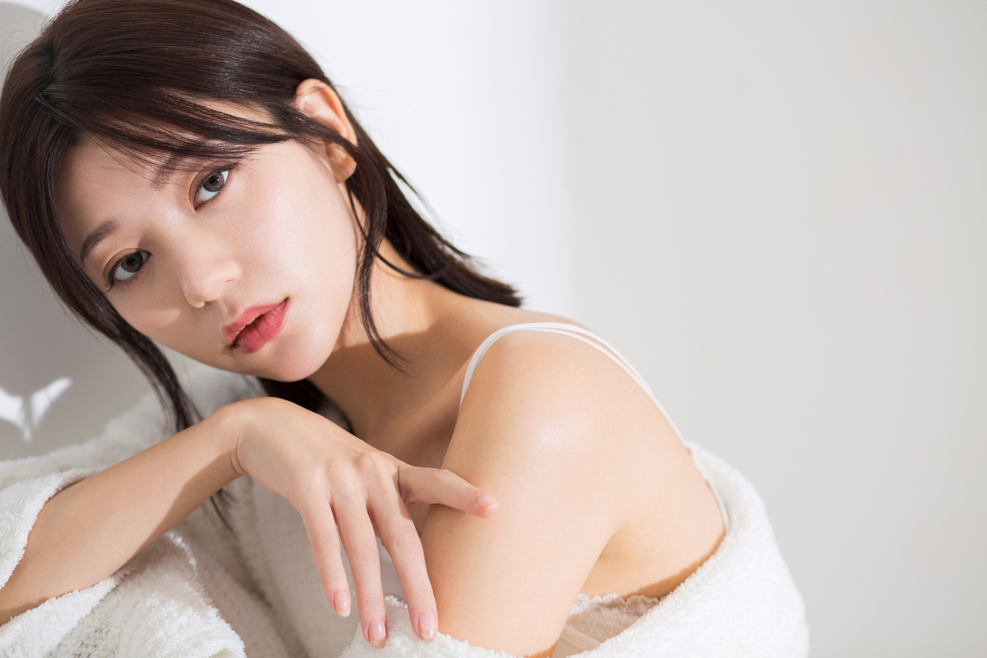 郭雪芙  美腿玉足合集[尬笑]