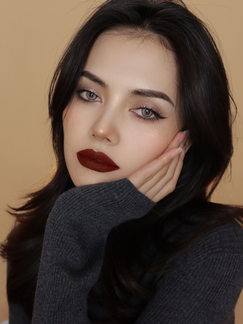 高级厌世超模秀场欧美妆  我的妆容灵感来自于steinberg的一个秀场