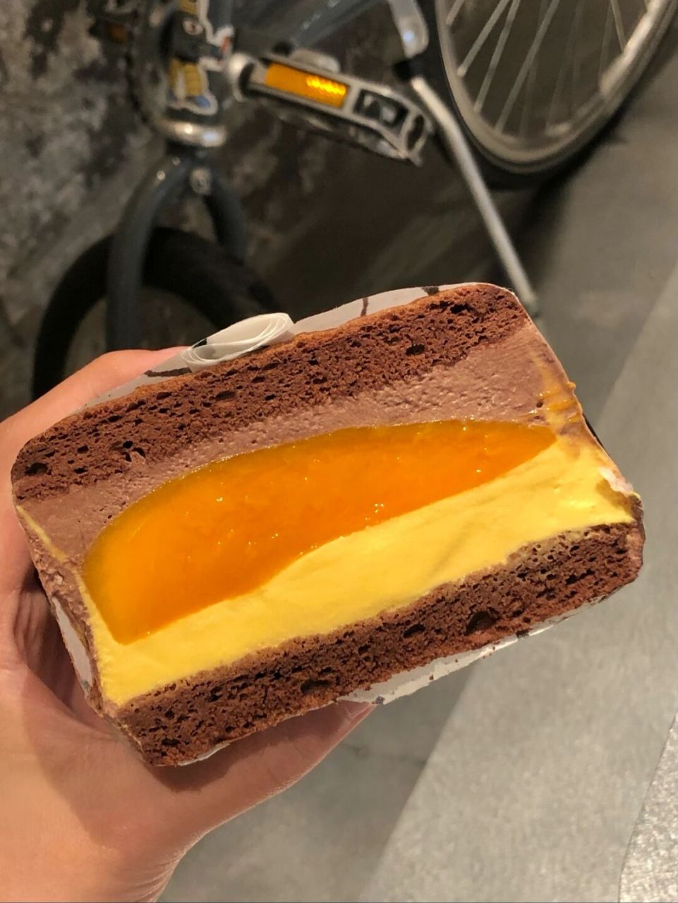 今天是拥有芒果巧克力三明治和香蕉蛋糕的幸福女人  这是什么梦幻联动