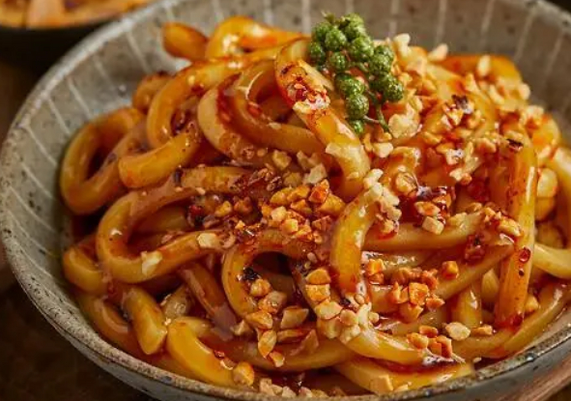 重逢巴蜀# 关于如何吃才能让四川甜水面变得更加美味,每个人也许都有