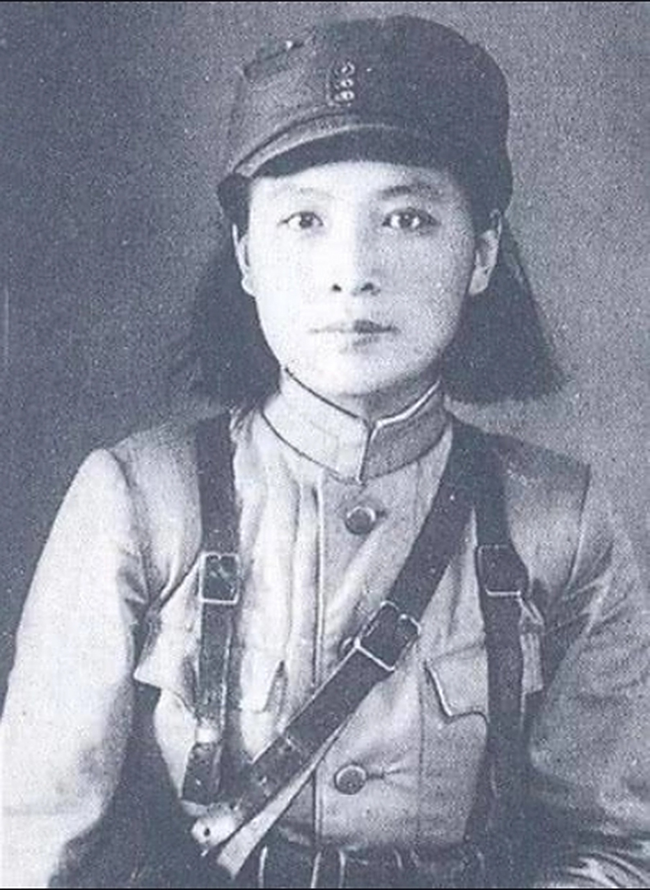 "抗日战争期间,当新四军女特工被日军识破后,不仅没有用刑法逼供,还