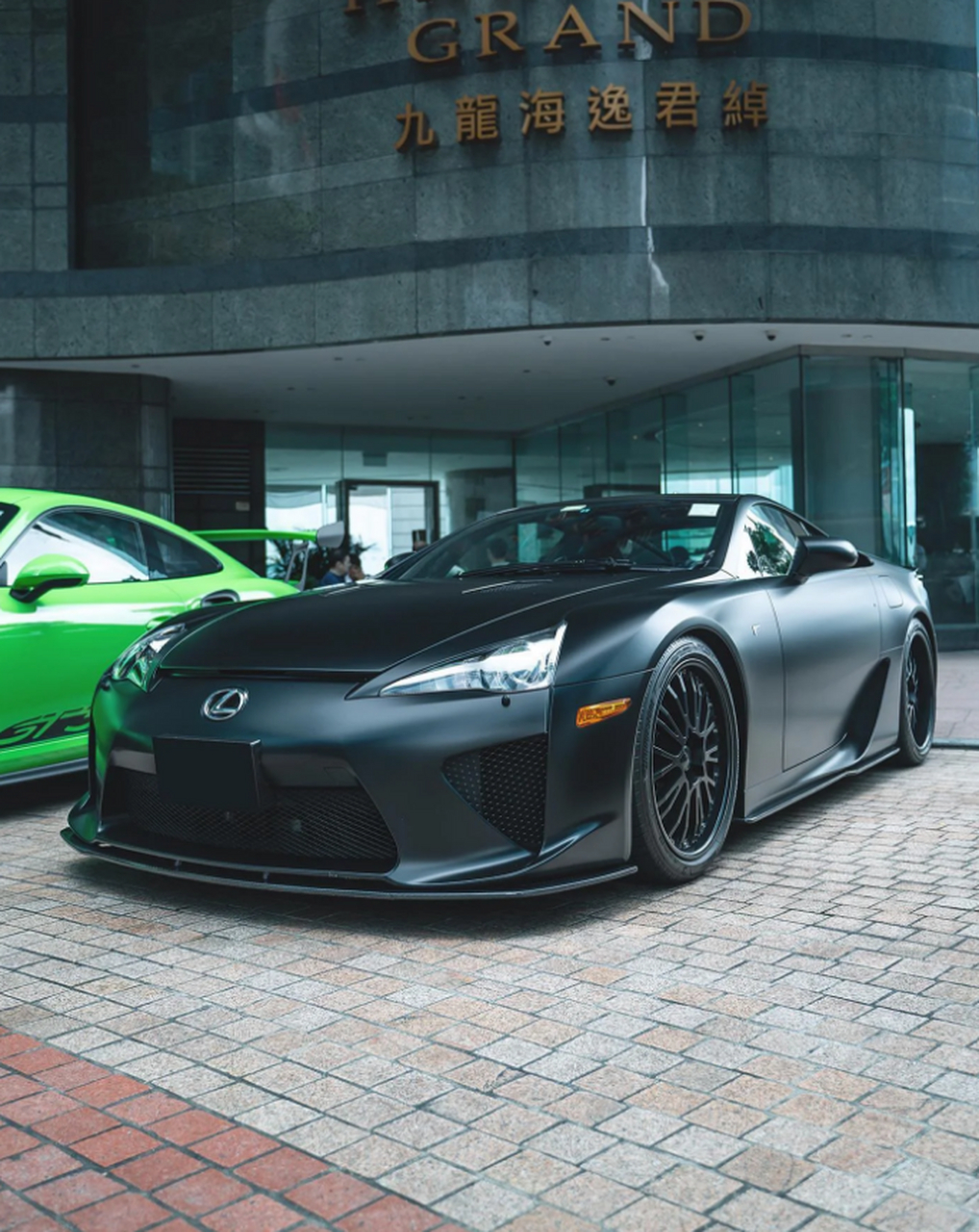 雷克萨斯lfa,是那种你一眼就被美翻的超级跑车!