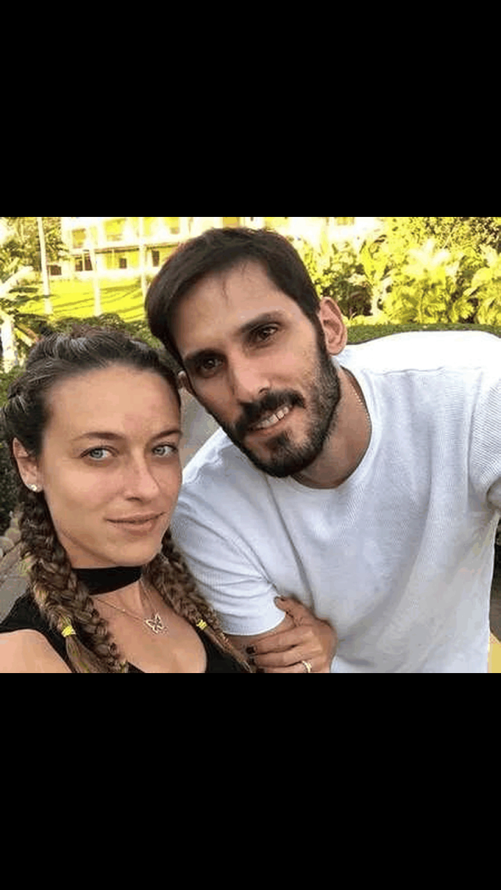 gif创作人# 卡斯比的妻子算nba长的很普通的了吧.