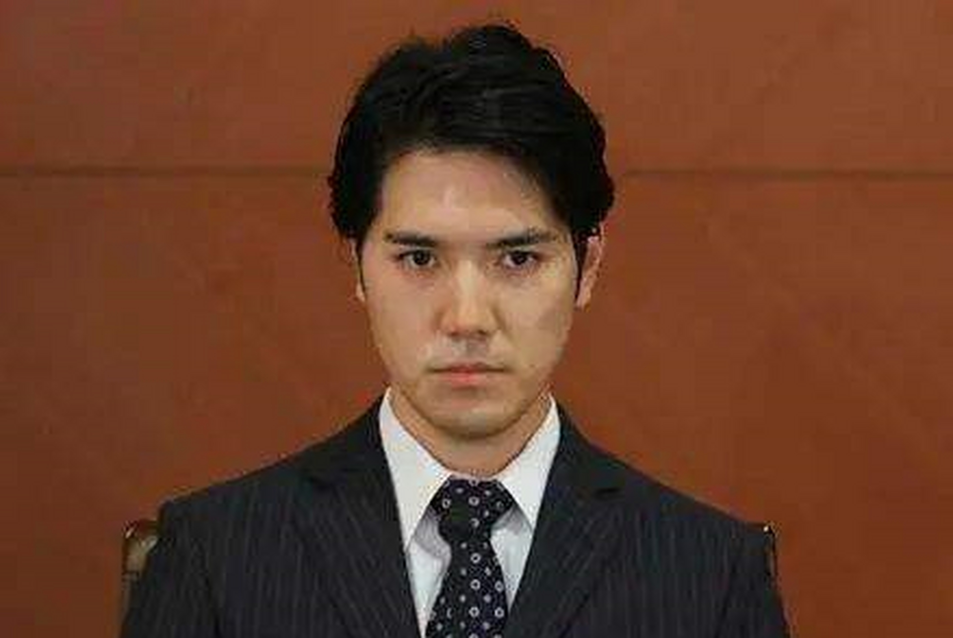 日本皇室的真子公主嫁给黑料一堆的大学同学小室圭的事情,在当时闹得