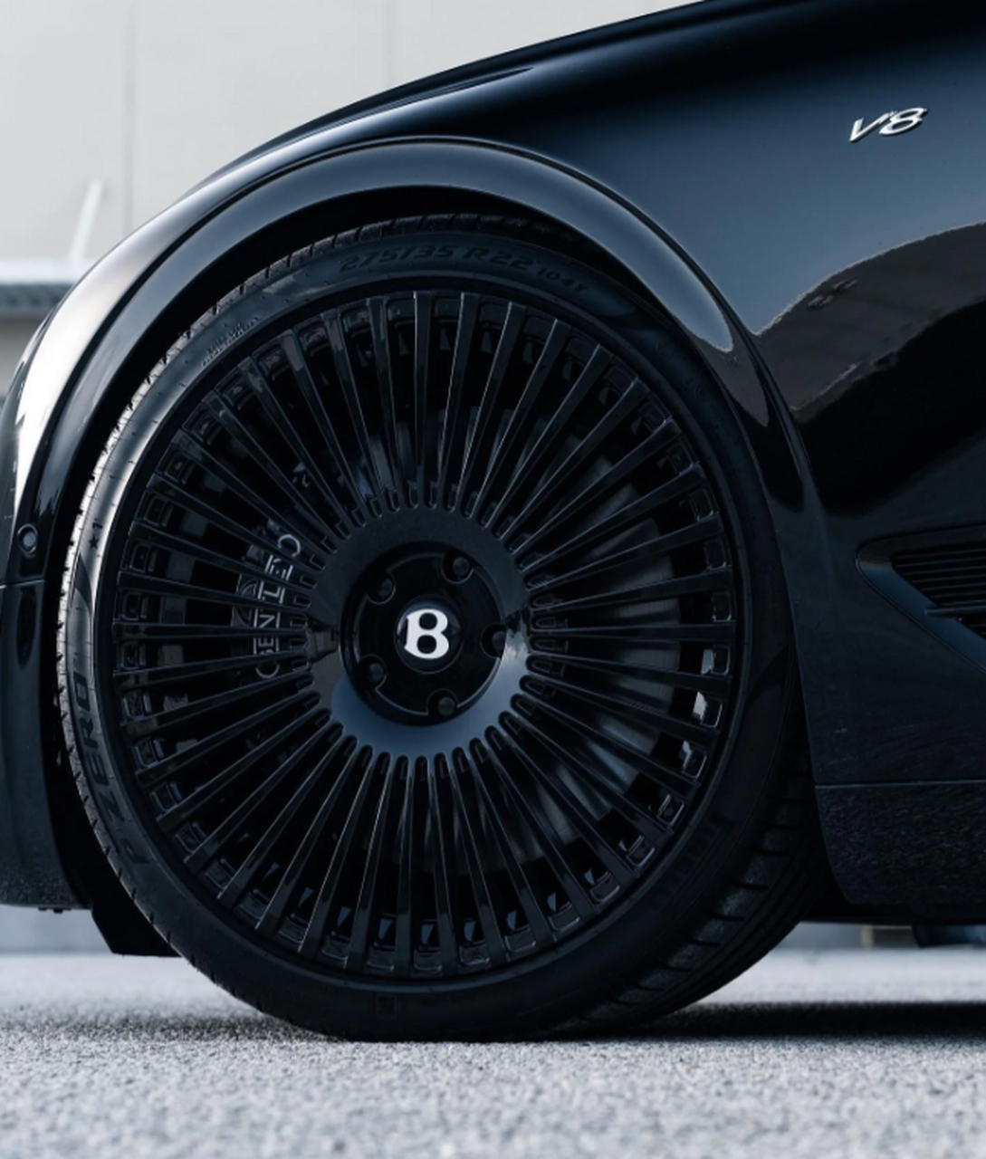 宾利欧陆gt黑武士,低调中的奢华展现 宾利欧陆gt推出纯正霸气黑武士