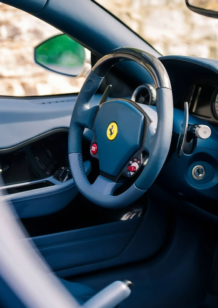 法拉利599 sa aperta - 臻选典藏中的极致之作  为了庆祝宾尼法利纳八