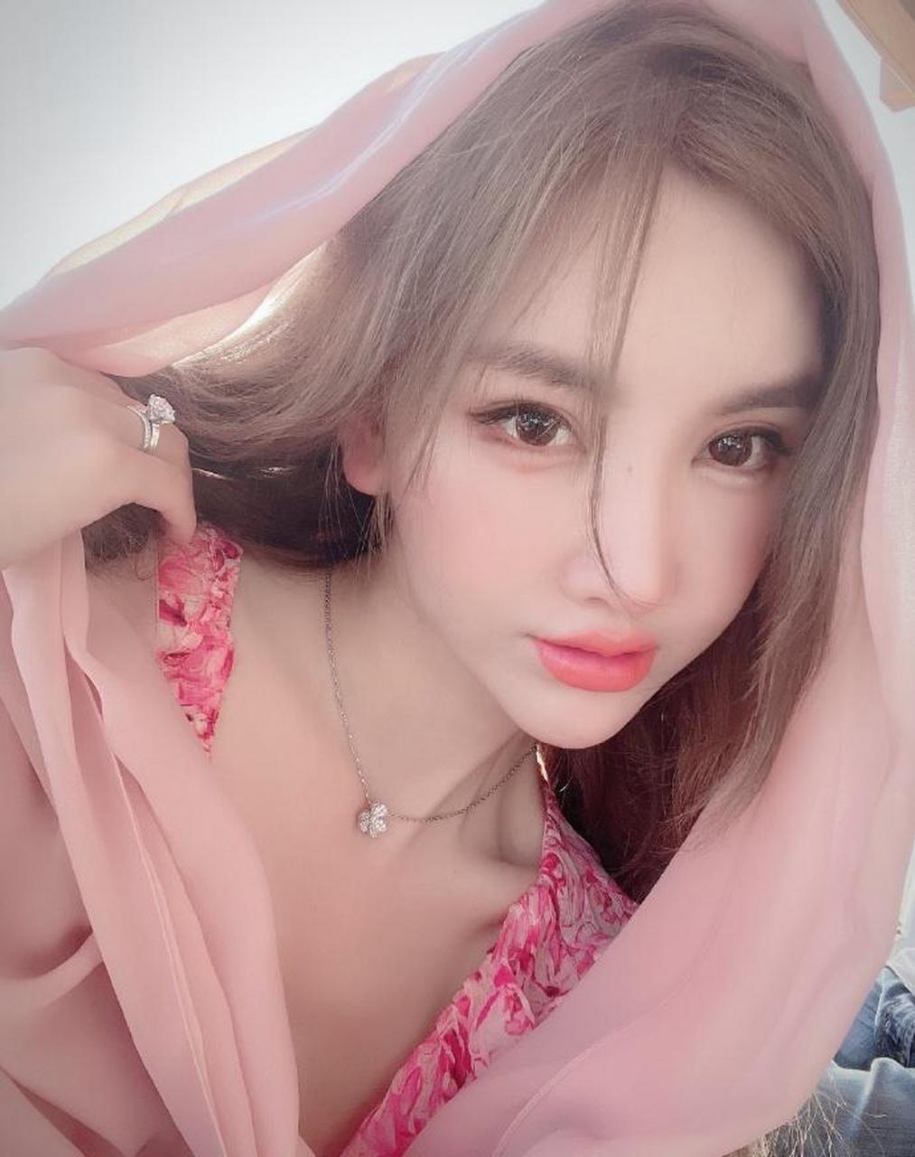 美女模特桓淼淼迷人美照欣赏,真漂亮啊