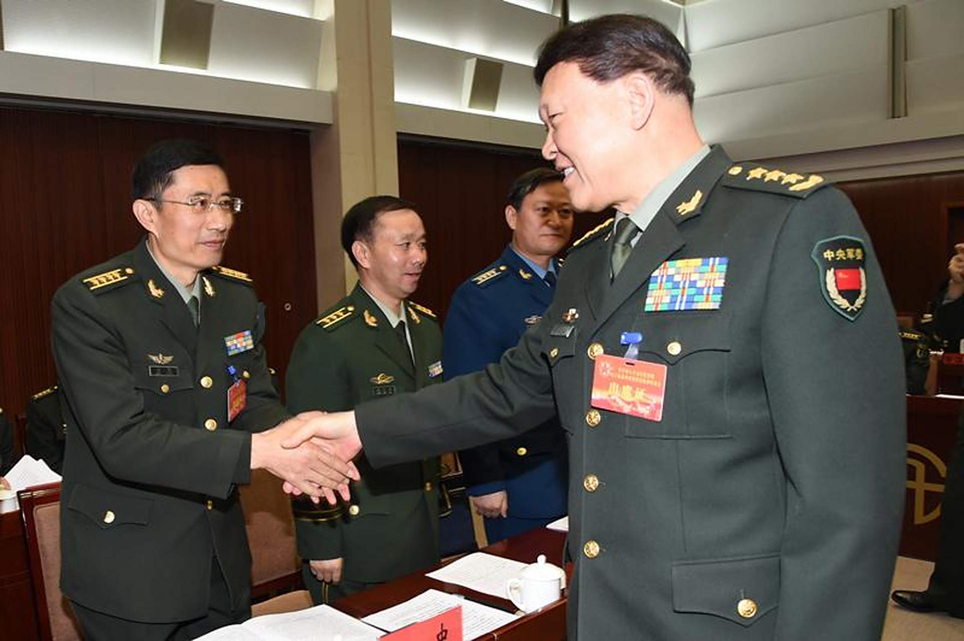 曾任总政主任,被称为"两面人",66岁时畏罪自杀 1951年8月,张阳出生于