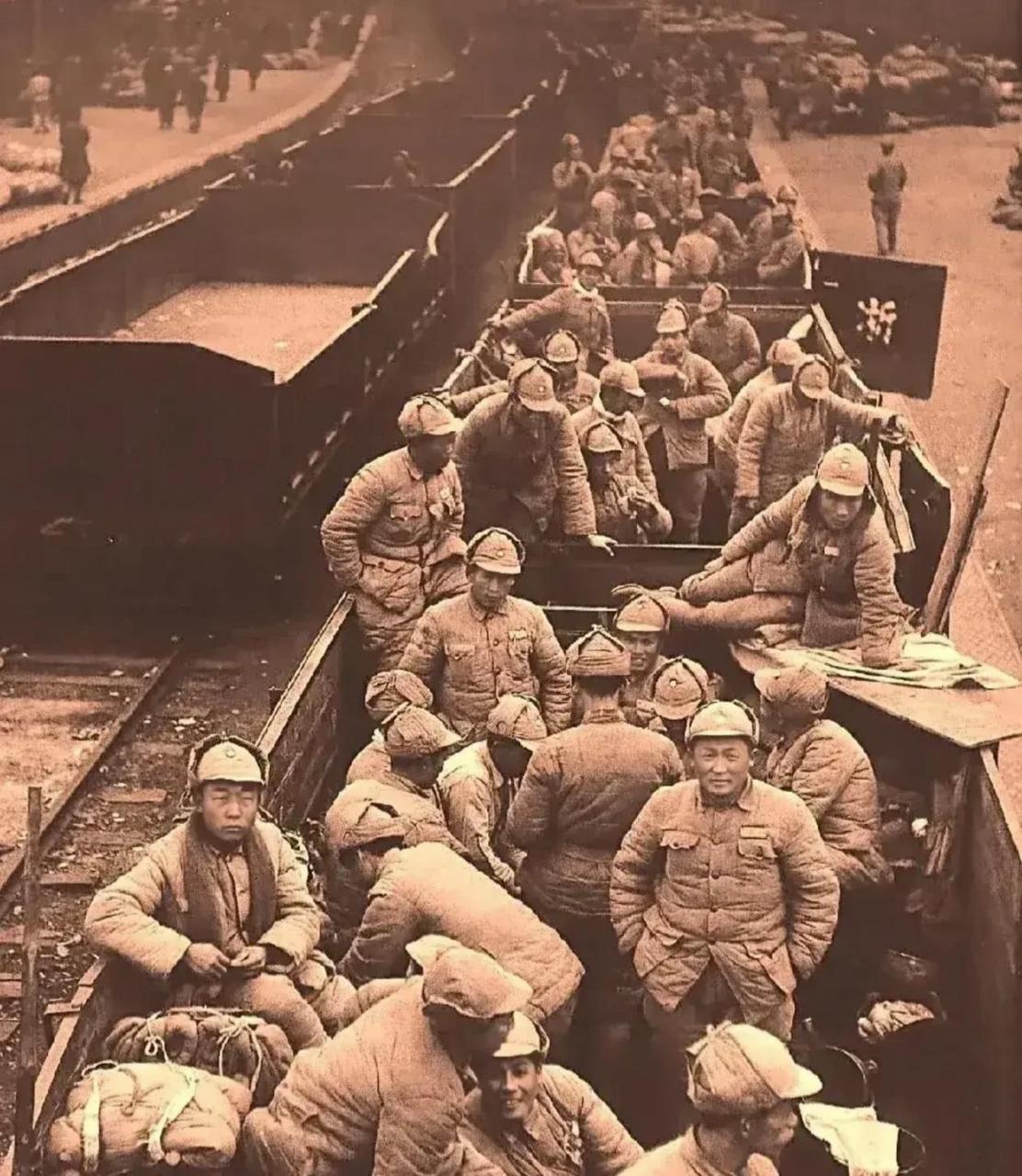 1949 年国民党败逃台湾时候的场景