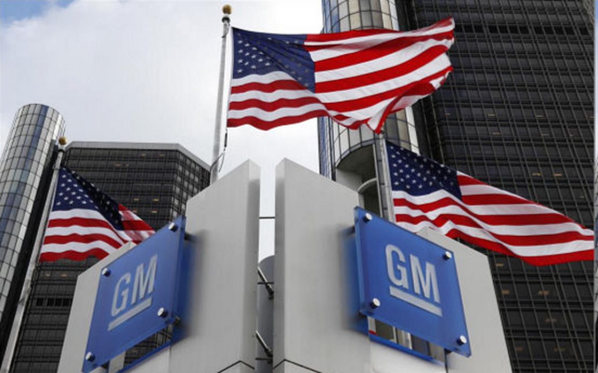 百家名企品牌犟心# 通用汽车公司的总裁斯隆绝对是一个精明的企业家