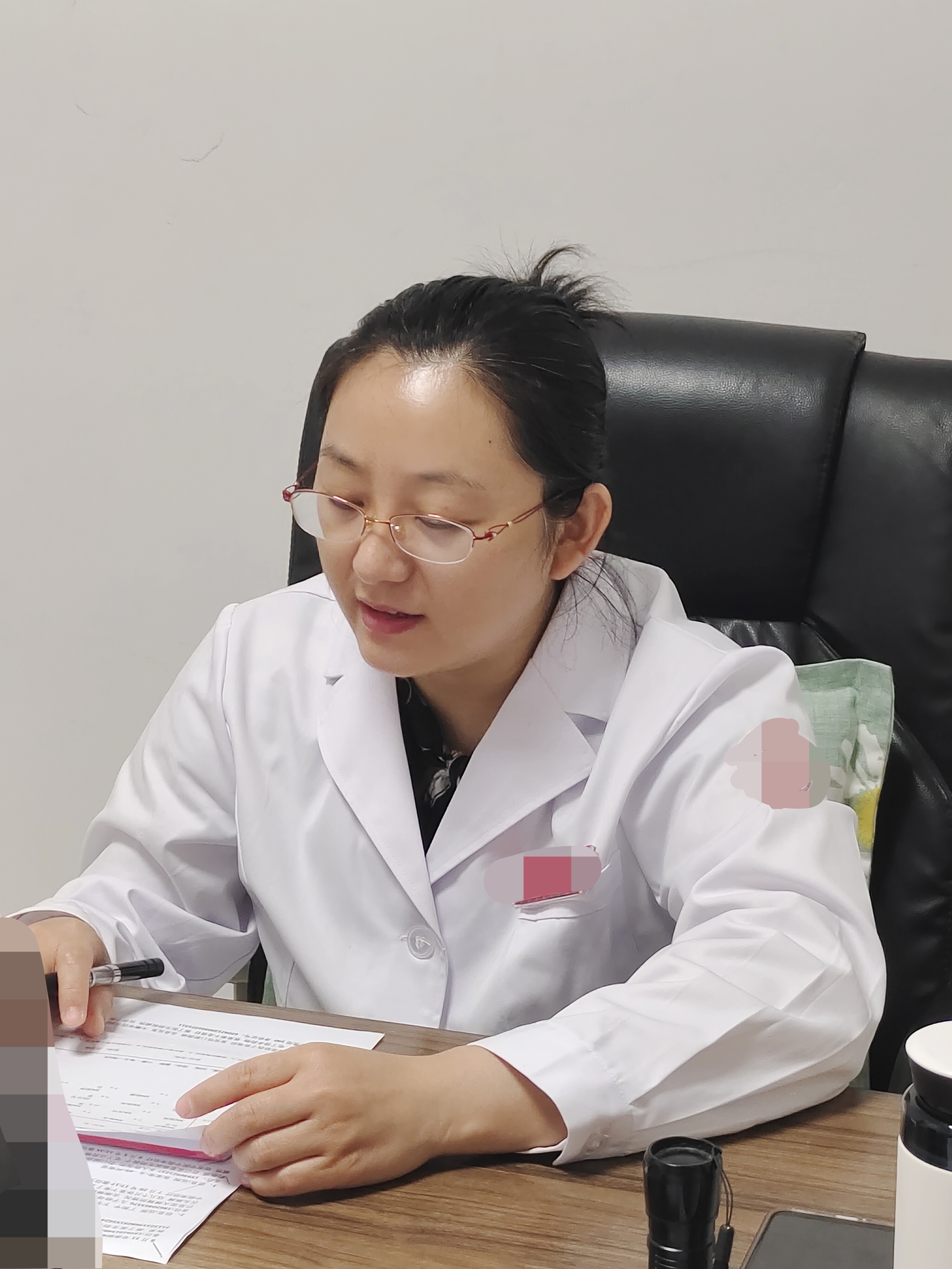 关于北大口腔医院、号贩子联系方式_全天在线急您所急科室介绍的信息