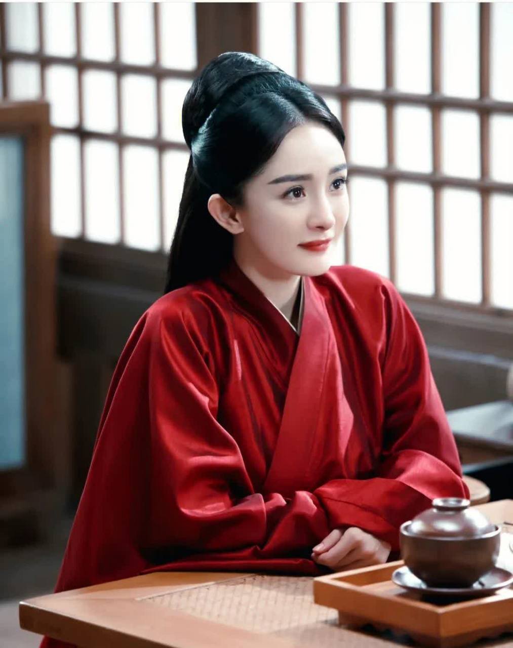 杨幂的古装照真的很美,你们觉得呢?[你懂的]